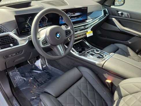 New 2026 BMW X5 xDrive40i w/ Executive Package AWD/4WD image 18