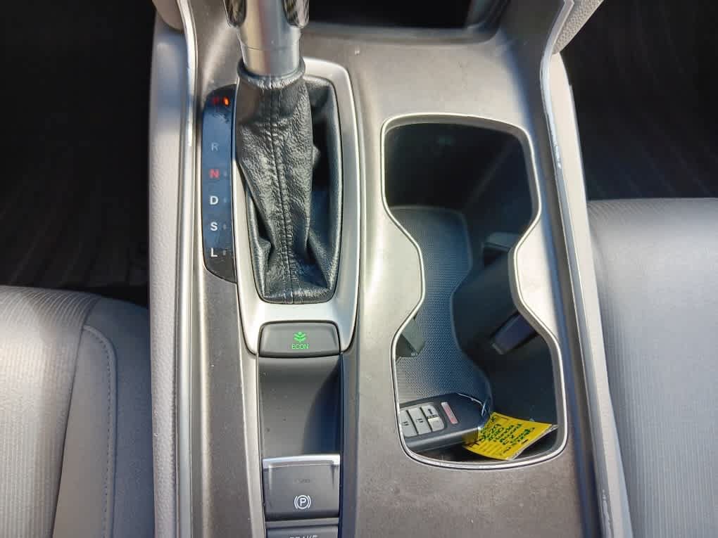 Used 2020 Honda Accord EX image 26