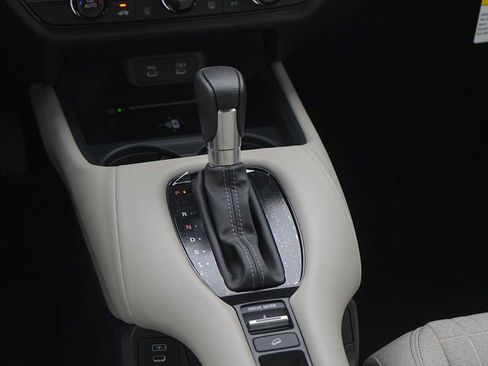 New 2026 Honda HR-V LX image 17