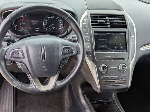 Used 2015 Lincoln MKC FWD image 9