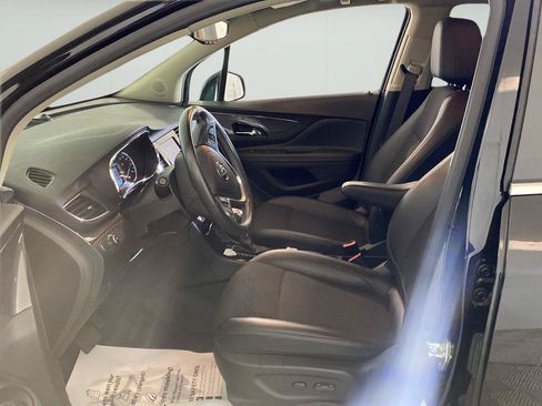 Used 2022 Buick Encore Preferred w/ Safety Package AWD/4WD image 13