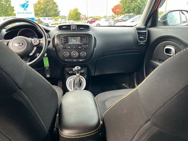 Used 2016 Kia Soul + w/ Designer's Package FWD image 13