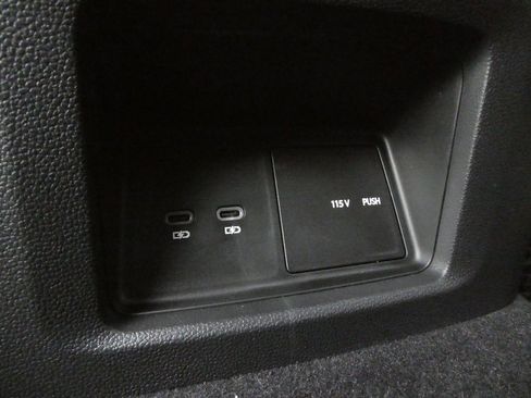 New 2025 Volkswagen Atlas Cross Sport SEL R-Line image 41