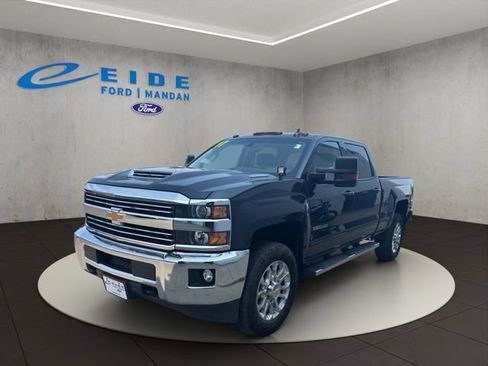 Used 2017 Chevrolet Silverado 3500 LT w/ LT Convenience Package AWD/4WD image 5
