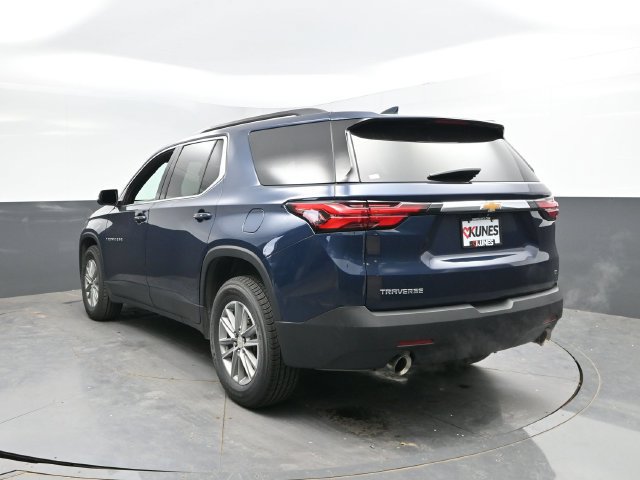 Used 2023 Chevrolet Traverse LT FWD image 11