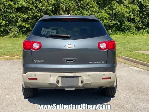 Used 2011 Chevrolet Traverse LT w/ Personal Connectivity Package FWD image 6