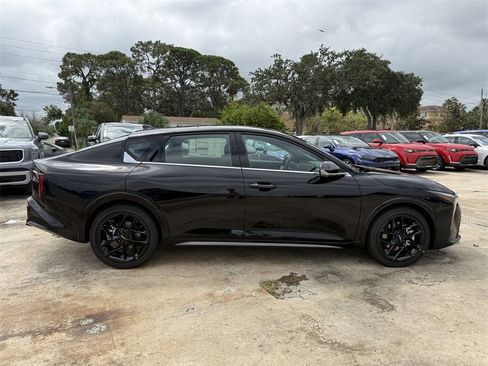 New 2025 Kia K4 GT-Line Turbo image 3