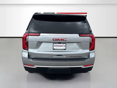 Used 2025 GMC Yukon Elevation AWD/4WD image 6