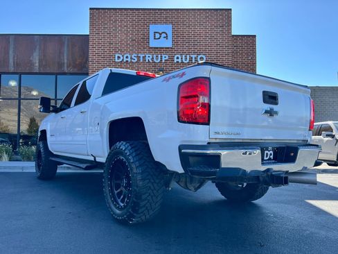 Used 2017 Chevrolet Silverado 2500 LT image 4