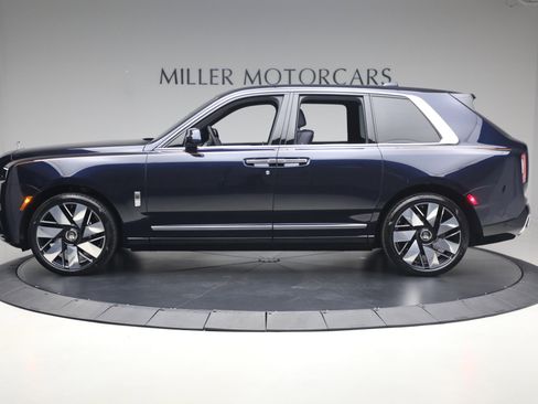 New 2026 Rolls-Royce Cullinan AWD/4WD image 10