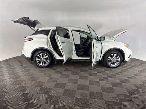Used 2017 Nissan Murano SL AWD/4WD image 13