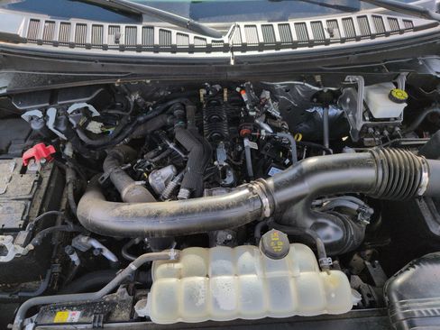 Certified 2023 Ford Expedition Max XLT RWD image 38