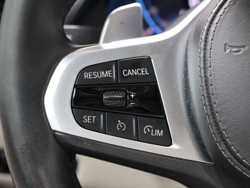 Used 2019 BMW X5 xDrive40i w/ M Sport Package AWD/4WD image 13