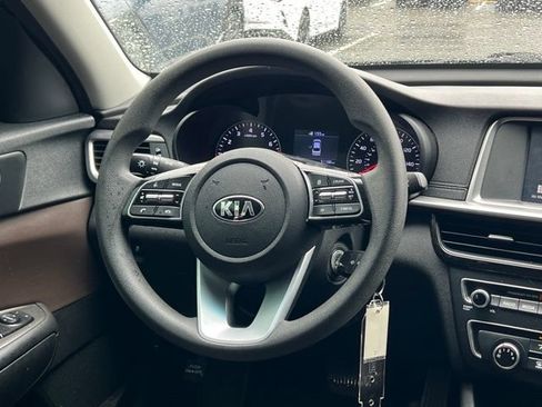 Used 2019 Kia Optima LX FWD image 14