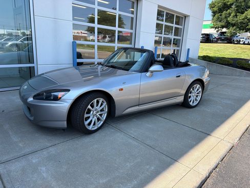 Used 2007 Honda S2000 image 9