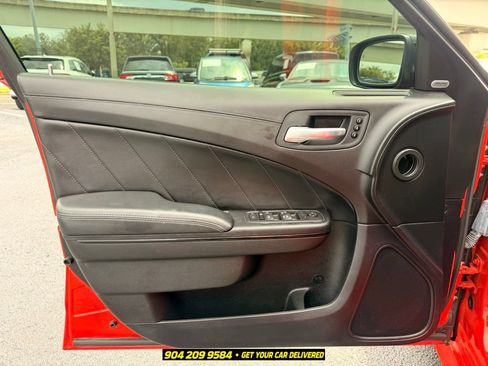 Used 2023 Dodge Charger R/T w/ Plus Group RWD image 26