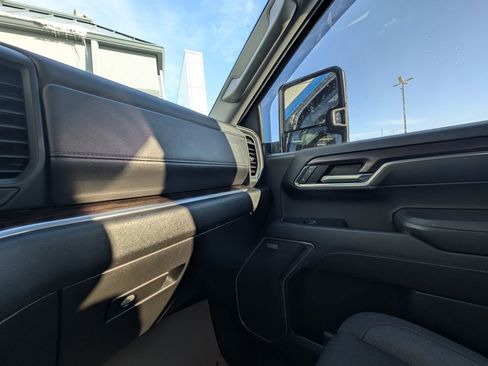 Used 2023 GMC Sierra 1500 Elevation image 34