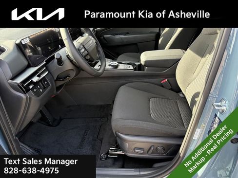 New 2026 Kia Sportage S image 16