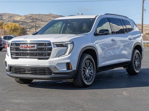 Used 2025 GMC Acadia Elevation image 32