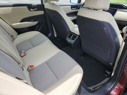 Used 2019 Honda Clarity Plug-In Hybrid image 21