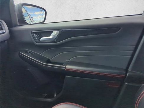 Used 2025 Ford Escape ST-Line FWD image 23