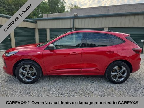 Used 2024 Ford Escape ST-Line w/ Tech Pack #1 AWD/4WD image 2