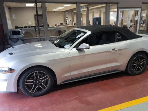 Used 2018 Ford Mustang Convertible w/ Equipment Group 101A image 23