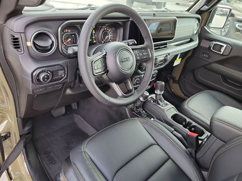 New 2026 Jeep Gladiator Mojave AWD/4WD image 19
