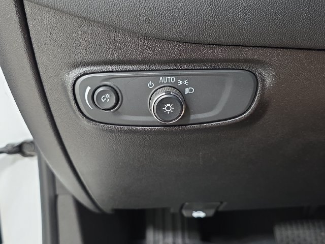 Used 2019 Chevrolet Equinox LT AWD/4WD image 26