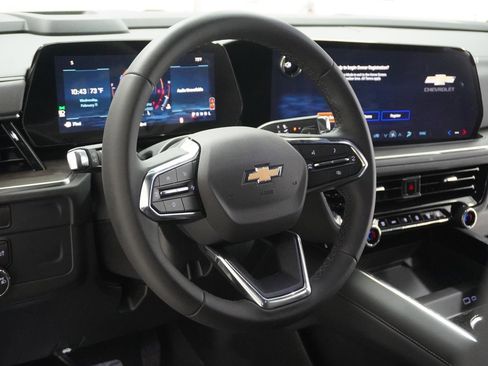 New 2026 Chevrolet Suburban LS RWD image 18