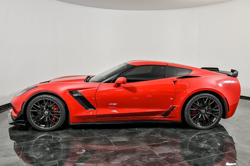 Used 2016 Chevrolet Corvette Z06 w/ 2LZ Preferred Equipment Group RWD image 6
