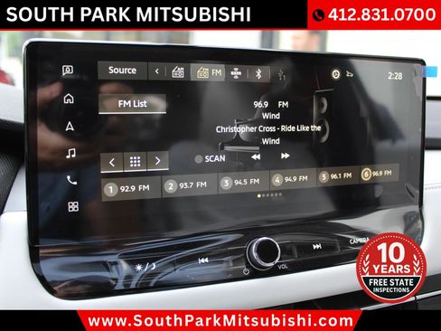 New 2025 Mitsubishi Outlander AWD image 17