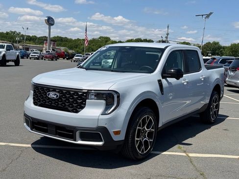 New 2026 Ford Maverick Lariat AWD/4WD image 8