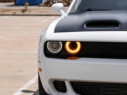 Used 2019 Dodge Challenger SRT Hellcat Redeye RWD image 36
