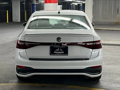 New 2026 Volkswagen Jetta SE image 28