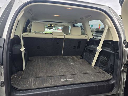 Used 2023 Lexus GX 460 Premium image 18