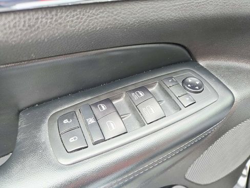 Used 2020 Jeep Grand Cherokee Limited image 37