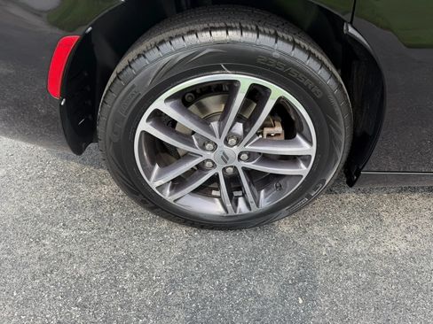 Used 2019 Dodge Charger SXT AWD/4WD image 44