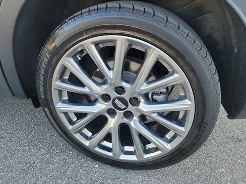 Used 2020 Cadillac XT4 Sport AWD/4WD image 22