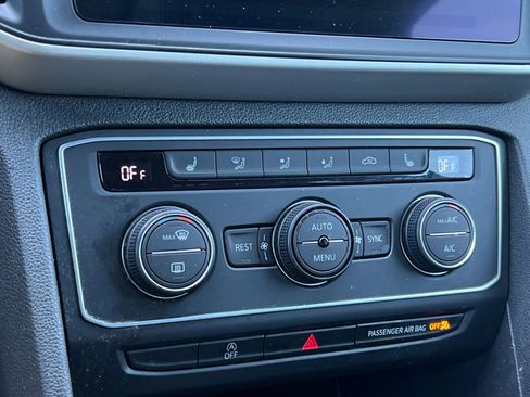 Used 2021 Volkswagen Atlas SE image 21