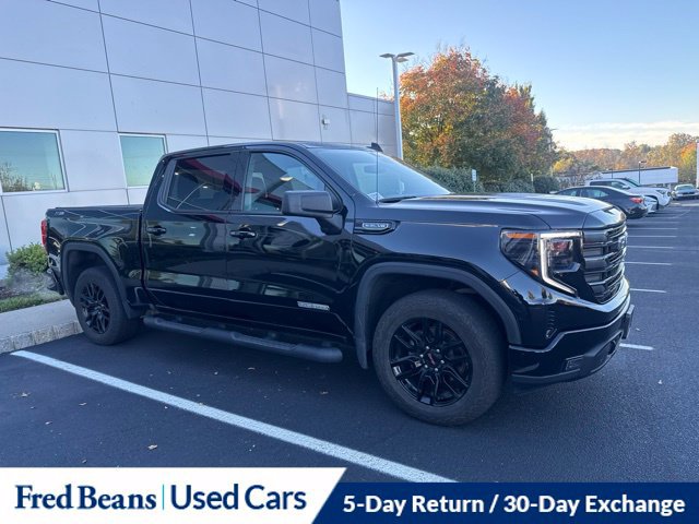 Used 2023 GMC Sierra 1500 Elevation AWD/4WD image 2