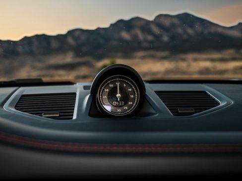 Used 2024 Porsche 911 Carrera S image 22