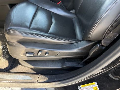 Used 2022 Cadillac XT5 Premium Luxury image 11