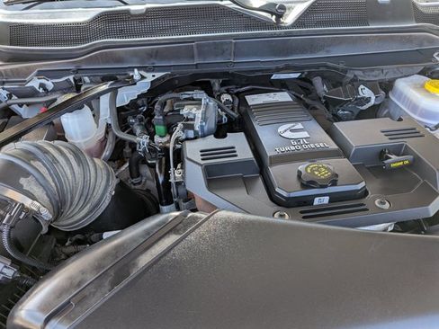 Used 2023 RAM 2500 Laramie w/ Night Edition AWD/4WD image 29
