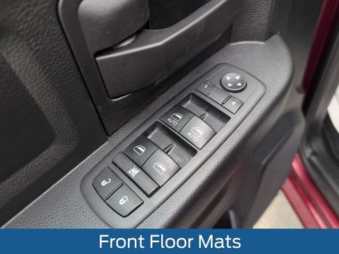 Used 2018 RAM 1500 Express w/ Express Value Package image 39