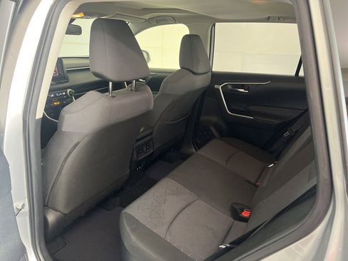 Used 2019 Toyota RAV4 XLE w/ Convenience Package AWD/4WD image 25