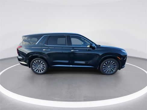 Used 2025 Hyundai Palisade Calligraphy image 9