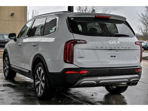 Used 2022 Kia Telluride S AWD/4WD image 6