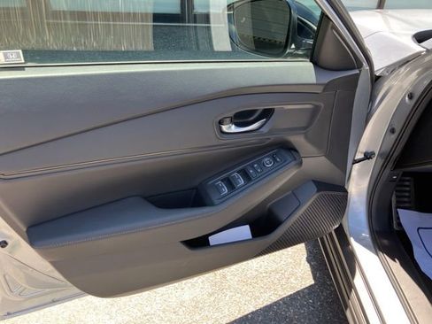 Certified 2025 Honda Accord Sport image 31