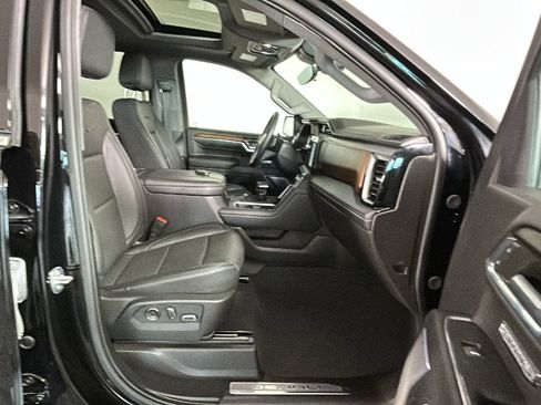 Used 2024 GMC Sierra 1500 Denali w/ Denali Reserve Package AWD/4WD image 35